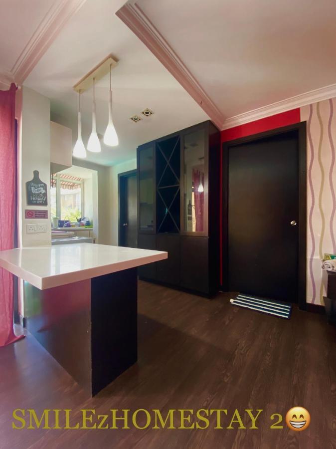 Smilez Homestay H102 & A306 At Pd Perdana Kondo Resort Порт-Диксон Экстерьер фото