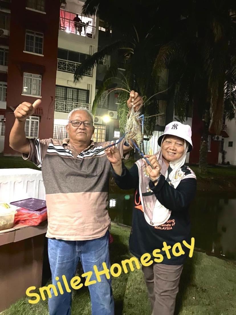 Smilez Homestay H102 & A306 At Pd Perdana Kondo Resort Порт-Диксон Экстерьер фото